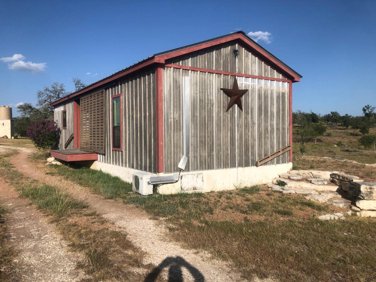 Dry Creek Bed & Breakfast Фредериксбург Екстериор снимка