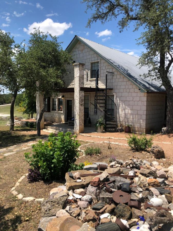 Dry Creek Bed & Breakfast Фредериксбург Екстериор снимка