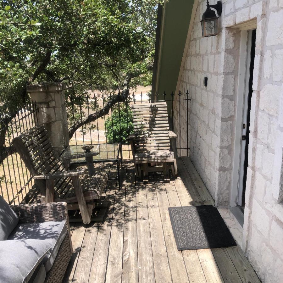 Dry Creek Bed & Breakfast Фредериксбург Екстериор снимка