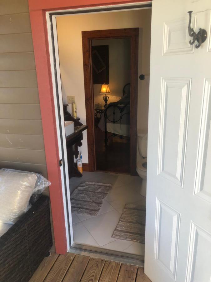 Dry Creek Bed & Breakfast Фредериксбург Екстериор снимка